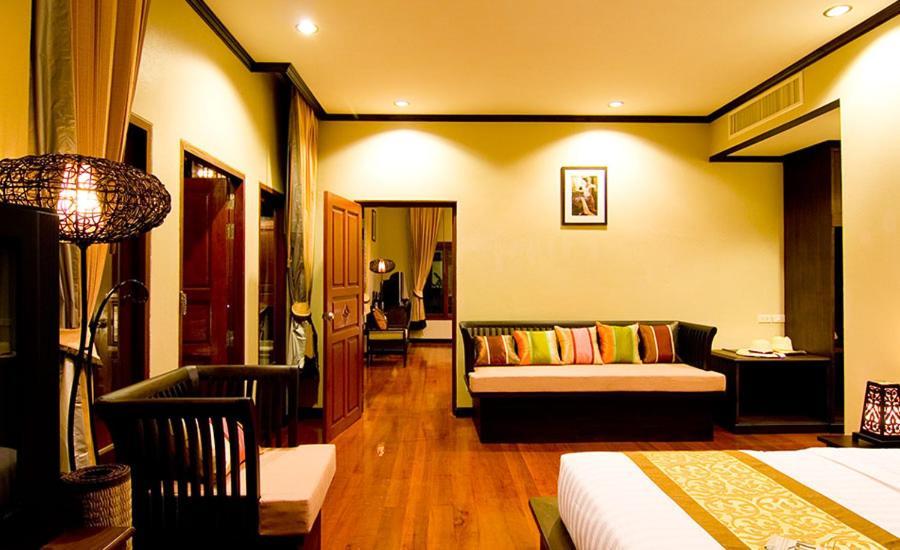 Kanok Buri Resort Lipa Noi Exteriör bild