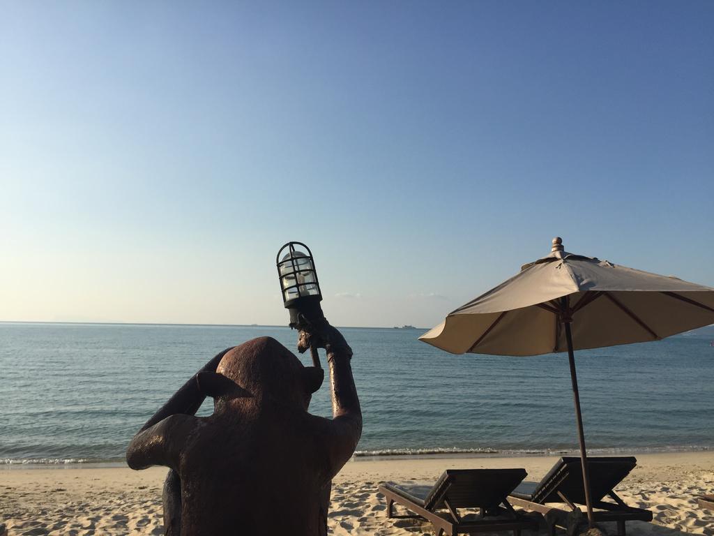 Kanok Buri Resort Lipa Noi Exteriör bild
