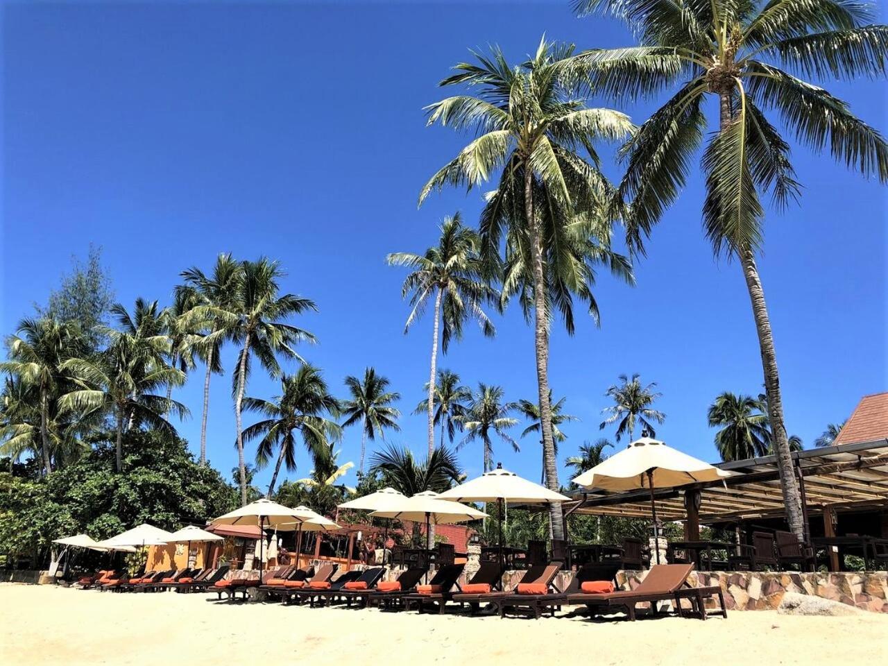 Kanok Buri Resort Lipa Noi Exteriör bild