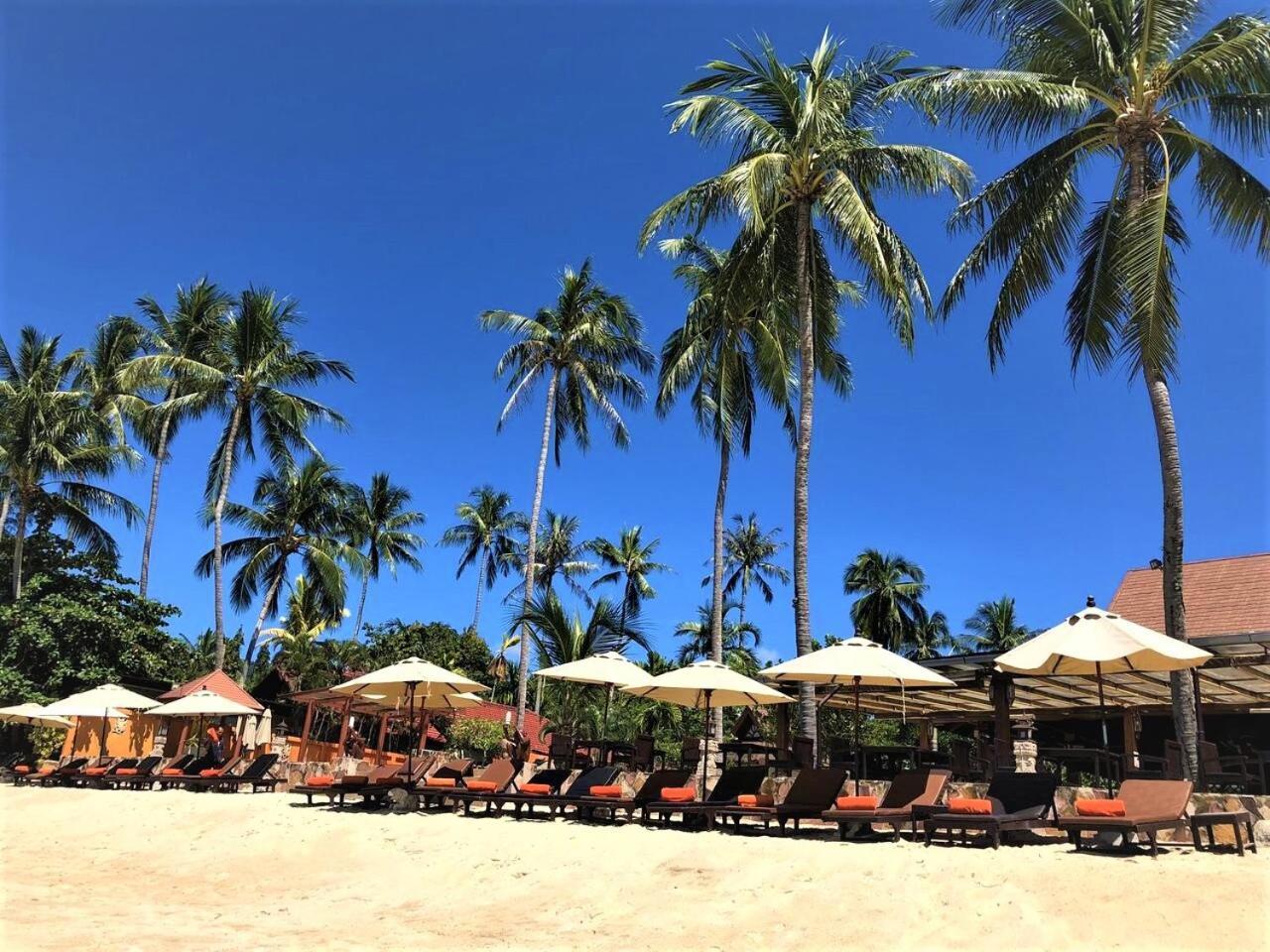 Kanok Buri Resort Lipa Noi Exteriör bild