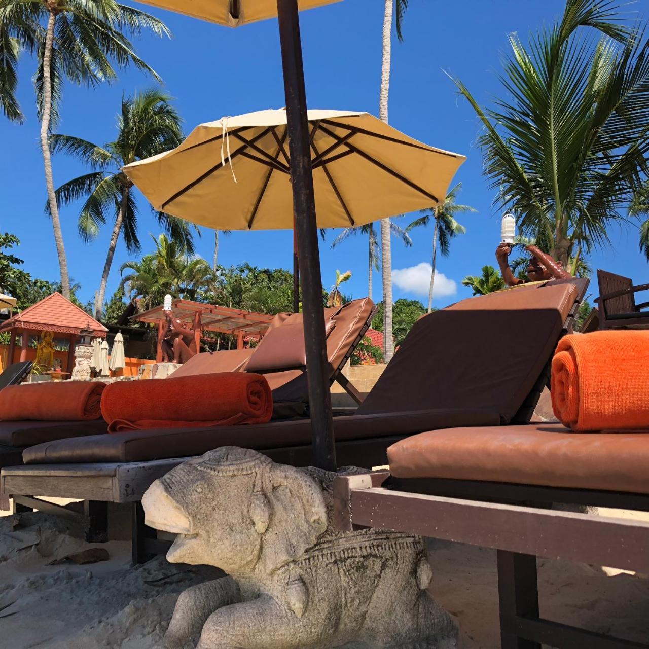 Kanok Buri Resort Lipa Noi Exteriör bild