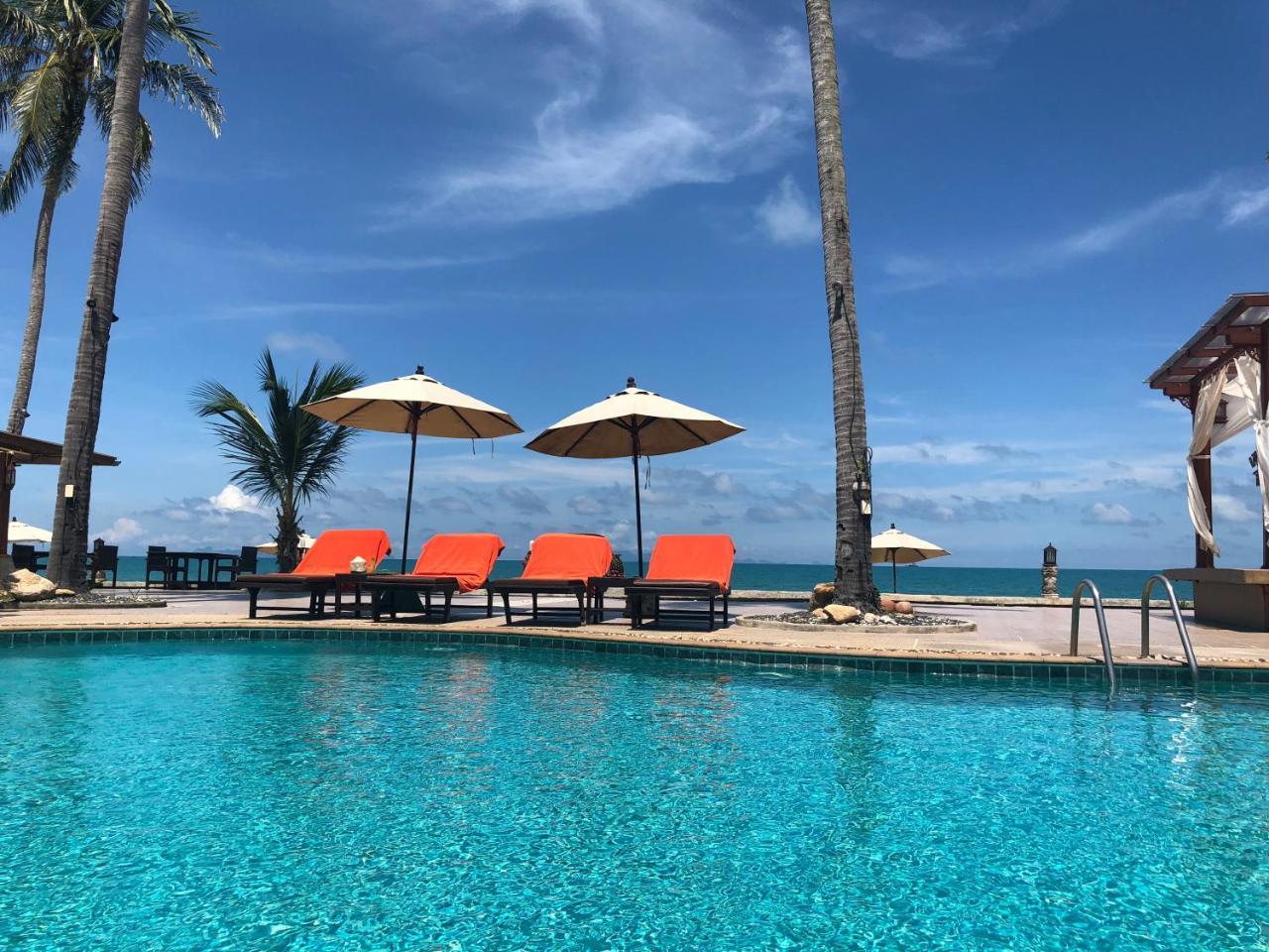 Kanok Buri Resort Lipa Noi Exteriör bild