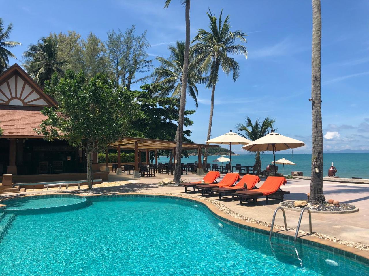 Kanok Buri Resort Lipa Noi Exteriör bild